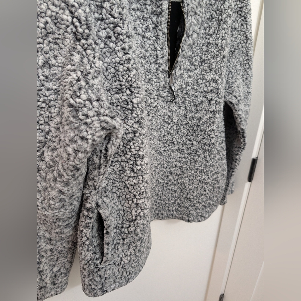 Cozy Gray Sherpa Pullover - Picture 5 of 5